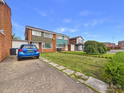 Mossdale, 3 bedroom Semi Detached House for sale, &pound;250,000