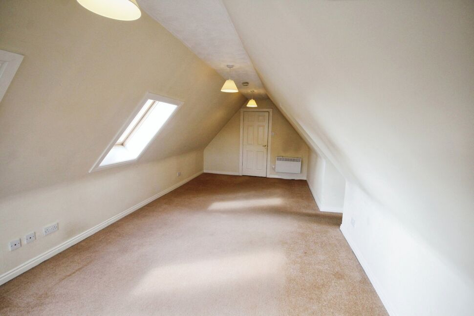 Lounge / Bedroom