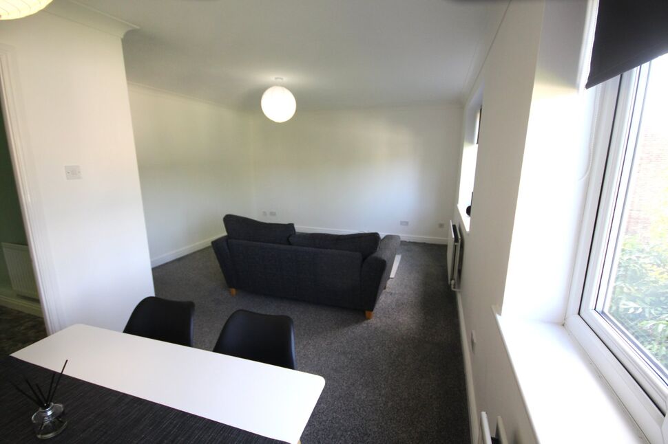 Lounge / Dining Room