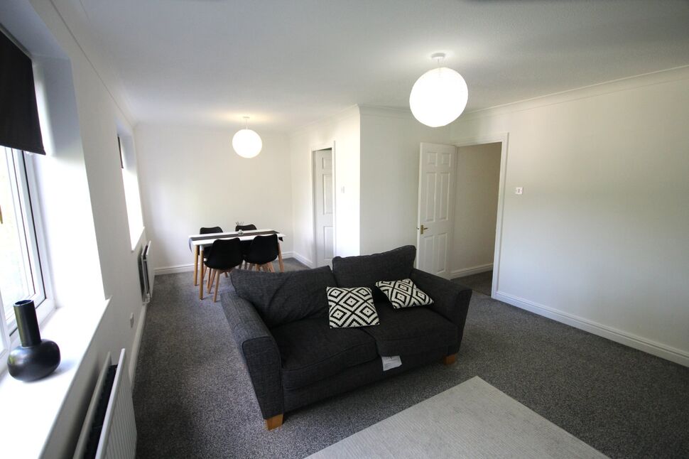 Lounge / Dining Room