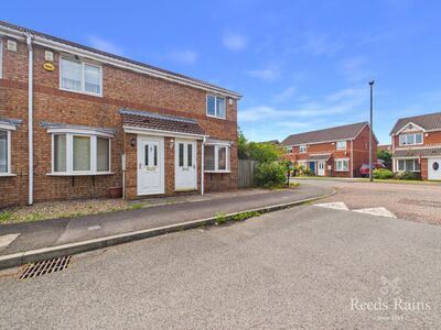 2 bedroom End Terrace House for sale