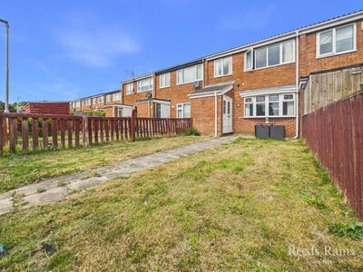 Alder Park, 3 bedroom Mid Terrace House for sale, &pound;100,000