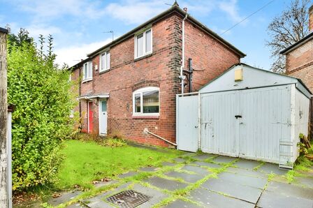 3 bedroom Mid Terrace House to rent