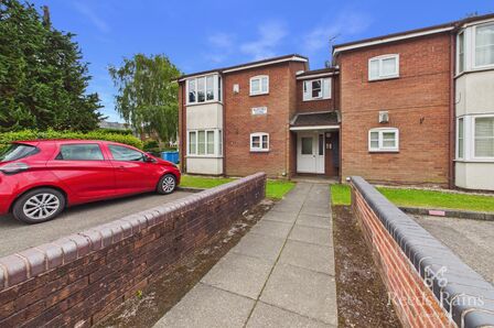 Aldford Close, 1 bedroom Flat to rent, &pound;1,000 pcm