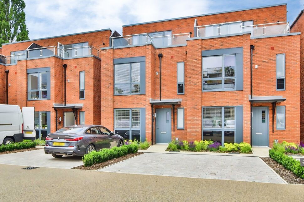 Main image of 5 bedroom Semi Detached House to rent, Lakenheath Close, Manchester, M20