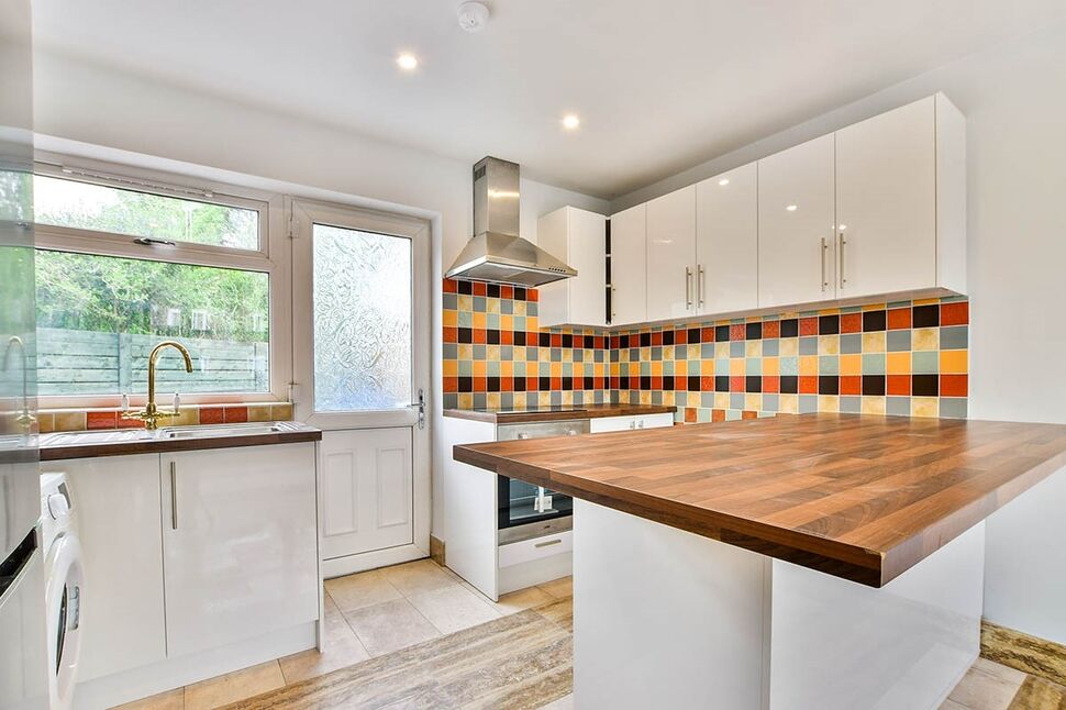 Kitchen / Dining