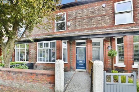 Disley Avenue, 3 bedroom  House to rent, £1,650 pcm