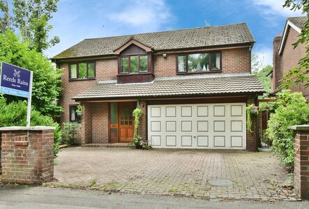 Wilmslow Road, 4 bedroom Detached House for sale, £850,000
