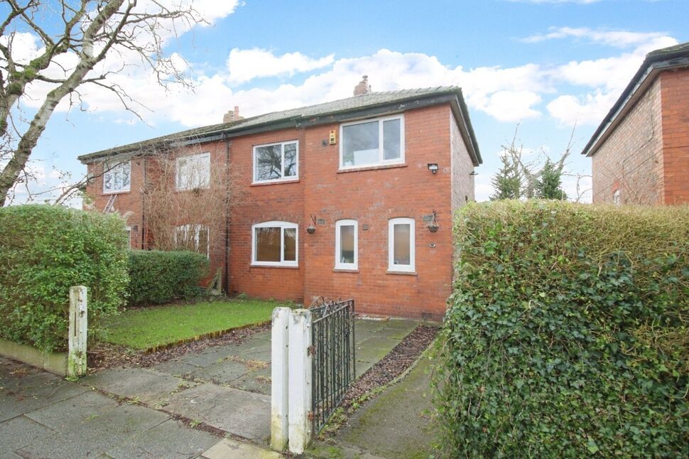 Main image of 2 bedroom Semi Detached House for sale, Darley Avenue, Manchester, Greater Manchester, M21