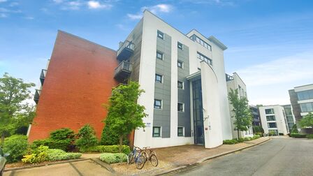 2 bedroom  Flat to rent