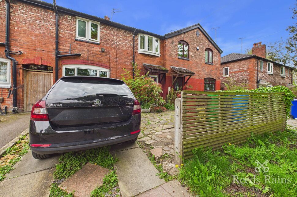 Main image of 3 bedroom Semi Detached House for sale, Green End Road, Manchester, Greater Manchester, M19