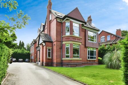 Lancaster Road, 2 bedroom  Flat for sale, £325,000