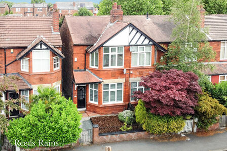 2 bedroom End Terrace House for sale