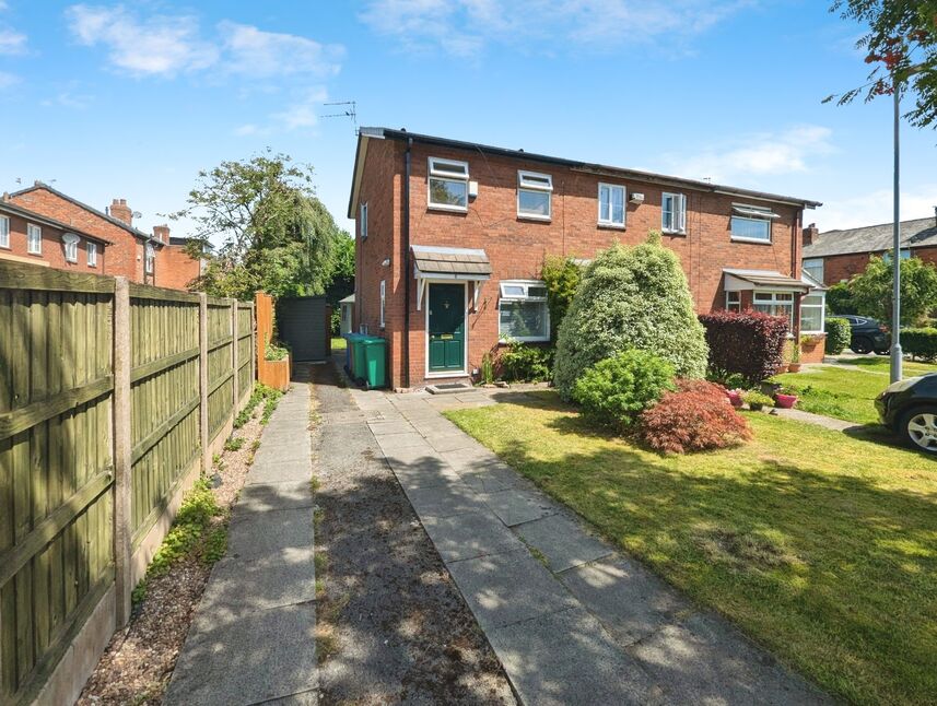 Main image of 2 bedroom Semi Detached Property to rent, Aldford Close, Manchester, Greater Manchester, M20