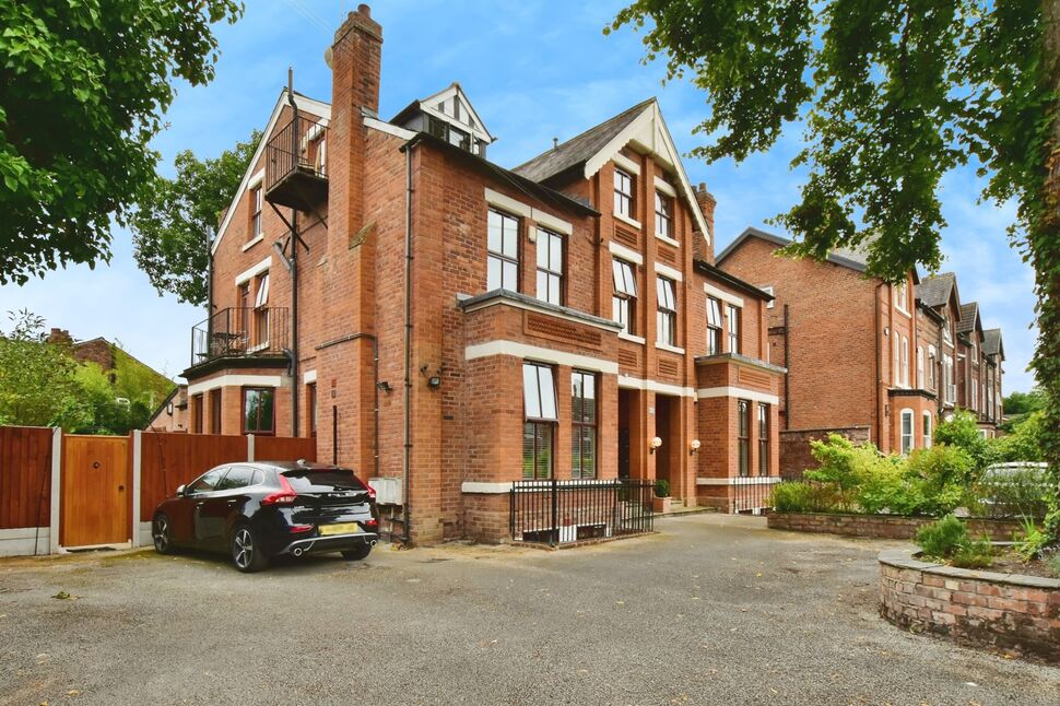 Main image of 2 bedroom Flat for sale, Catterick Road, Manchester, Didsbury, Greater Manchester, M20