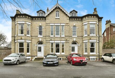 Palatine Road, 2 bedroom Flat for sale, &pound;300,000