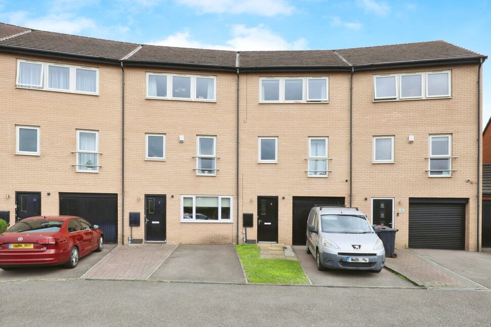 5 bedroom Mid Terrace House for sale, Ascot Drive, Laughton Common