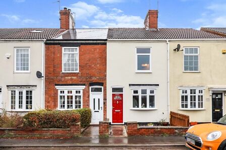 2 bedroom Mid Terrace House to rent