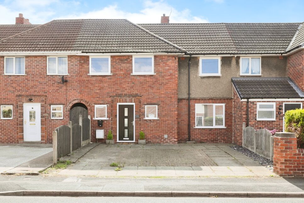 Main image of 3 bedroom Mid Terrace House for sale, Western Avenue, Dinnington, South Yorkshire, S25