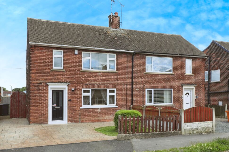 2 bedroom Semi Detached House for sale, Manor Road, Dinnington, S25 £145,000