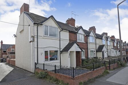 2 bedroom End Terrace House to rent