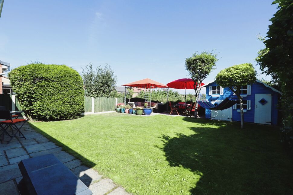 5 bedroom Detached House for sale, Pinfold Drive, CarltoninLindrick