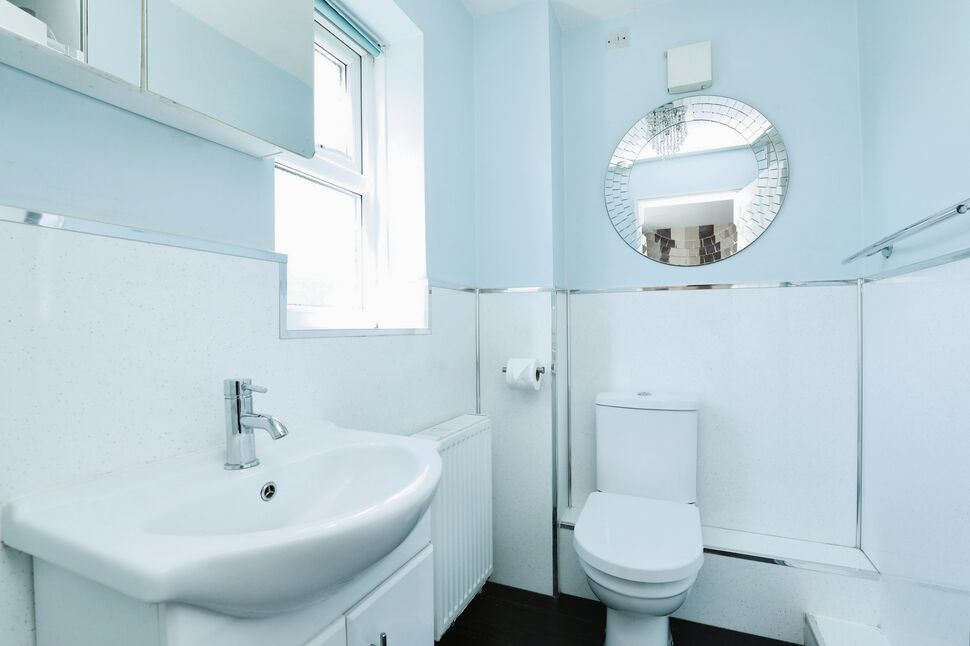 5 bedroom Detached House for sale, Pinfold Drive, CarltoninLindrick