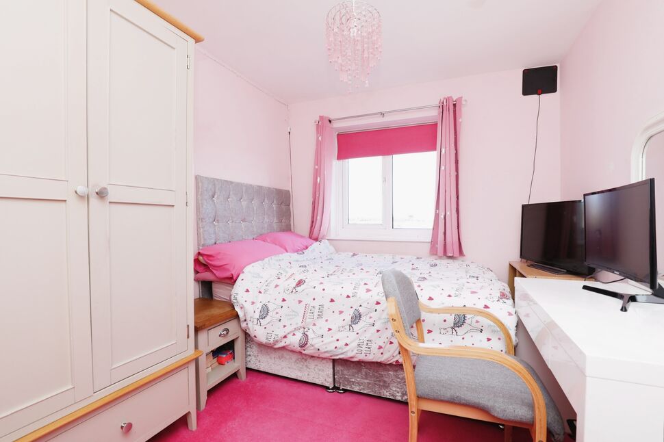 5 bedroom Detached House for sale, Pinfold Drive, CarltoninLindrick