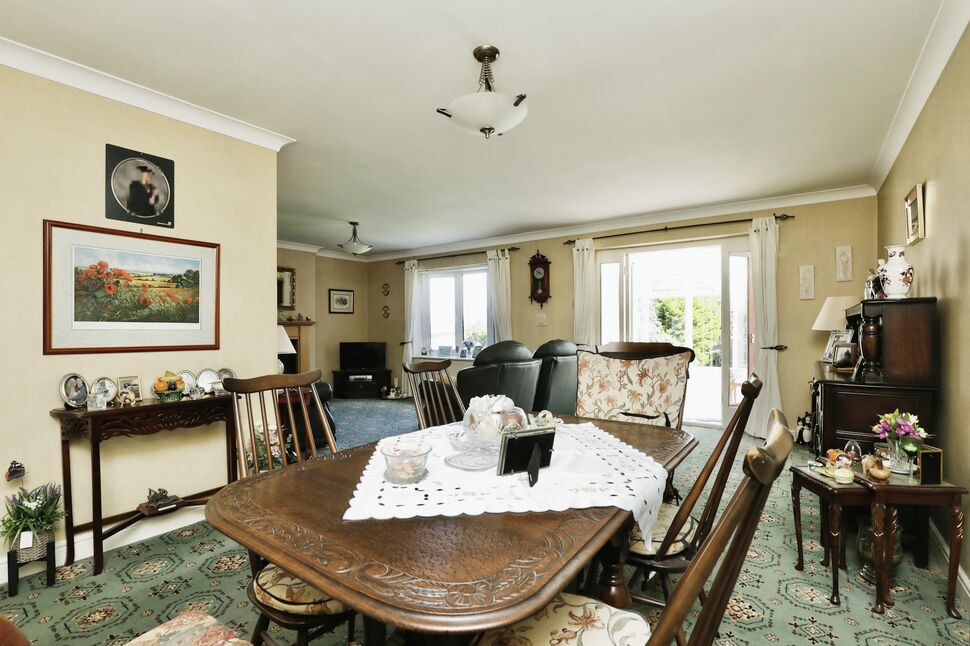 5 bedroom Detached House for sale, Peck Mill View, Kiveton Park Station, S26 £355,000