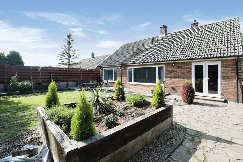 3 bedroom Detached Bungalow for sale, Ivanhoe Road, Thurcroft, S66 £