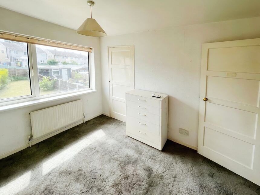 3 bedroom Semi Detached House for sale, Kendal Close, Worksop, S81 £