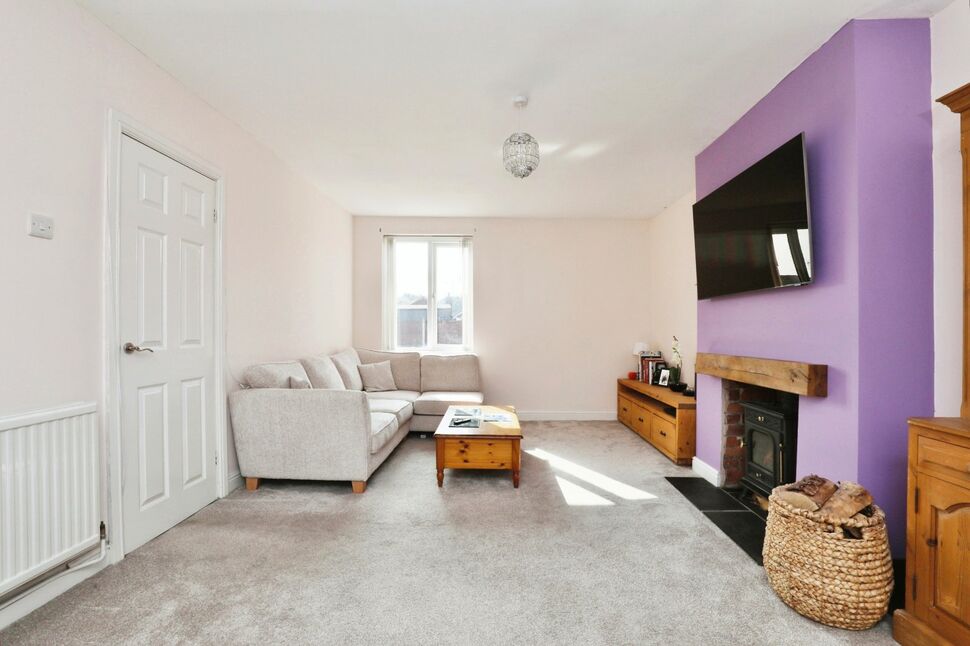 3 bedroom Semi Detached House for sale, Beech Grove, Dinnington, S25