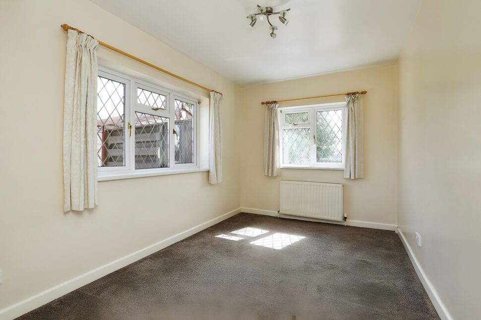 3 bedroom Detached Bungalow for sale, Church Street, Wales, S26 £450,000