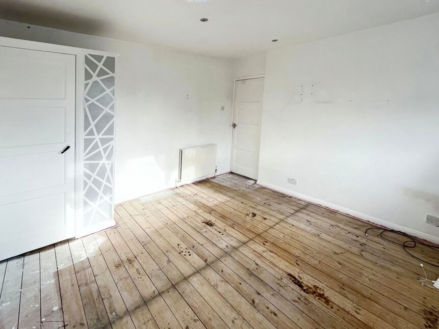 3 bedroom Semi Detached House for sale, Laughton Road, Dinnington, S25