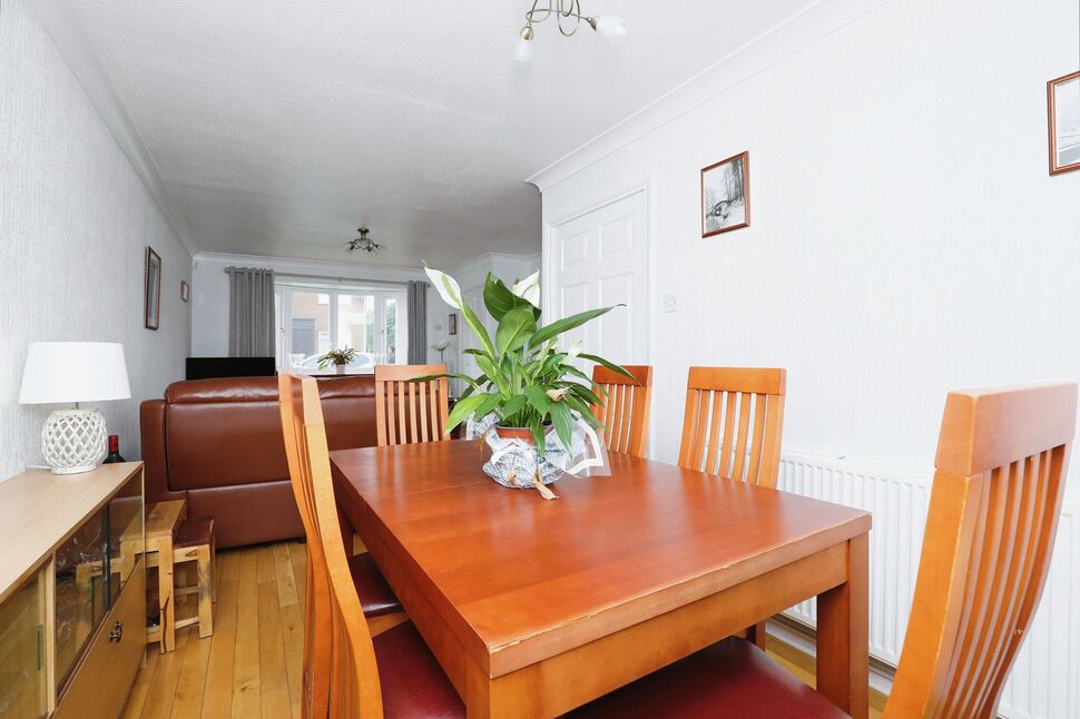 4 bedroom Semi Detached House for sale, Thirlmere Drive, North Anston