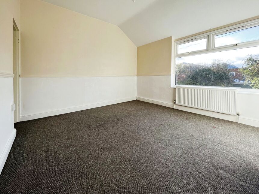 2 bedroom Semi Detached House for sale, Rotherham Road, Dinnington, S25