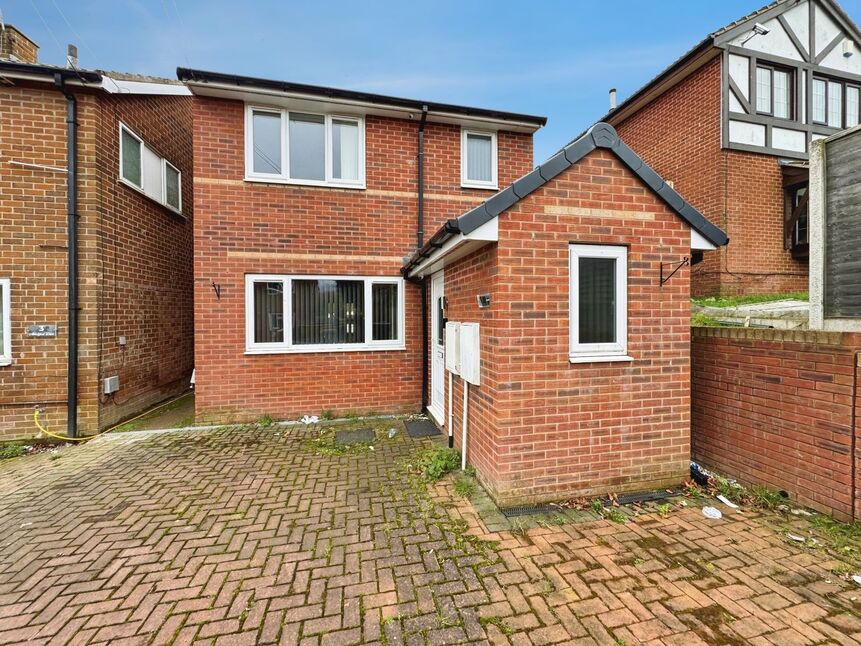 Main image of 3 bedroom Detached House for sale, Abbotsford Drive, Thurcroft, South Yorkshire, S66