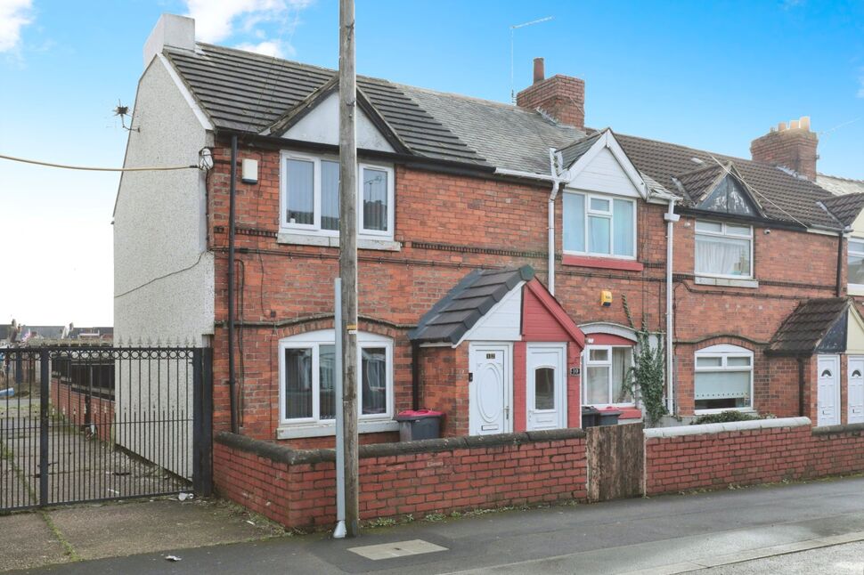 Main image of 3 bedroom End Terrace House for sale, Scarsdale Street, Dinnington, South Yorkshire, S25