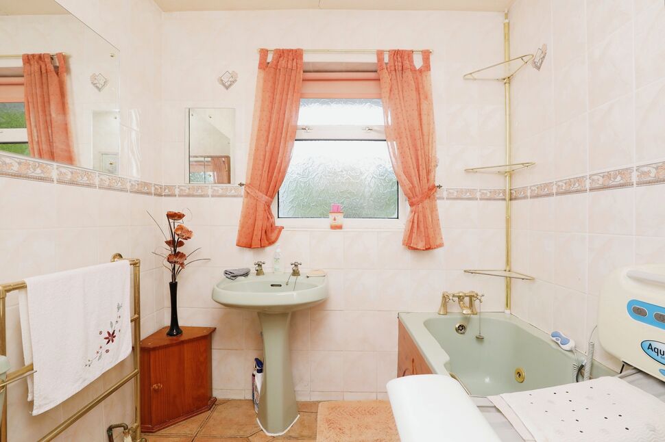 2 bedroom Detached Bungalow for sale, Rackford Road, North Anston, S25