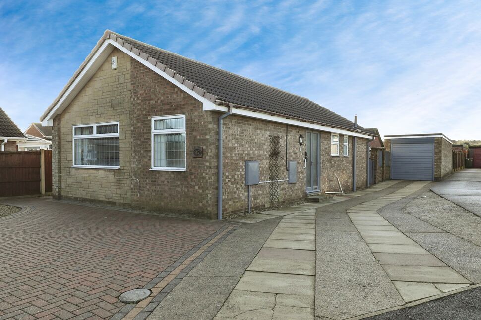 3 bedroom Detached Bungalow for sale, Rydal Road, Dinnington, S25 £