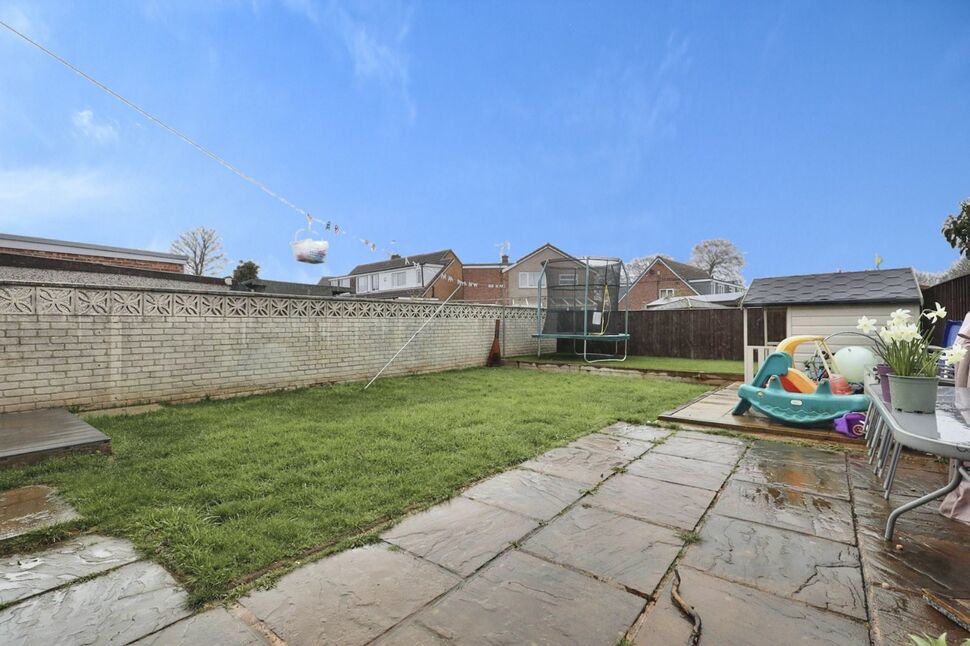 3 bedroom Semi Detached House for sale, Devonshire Drive, North Anston