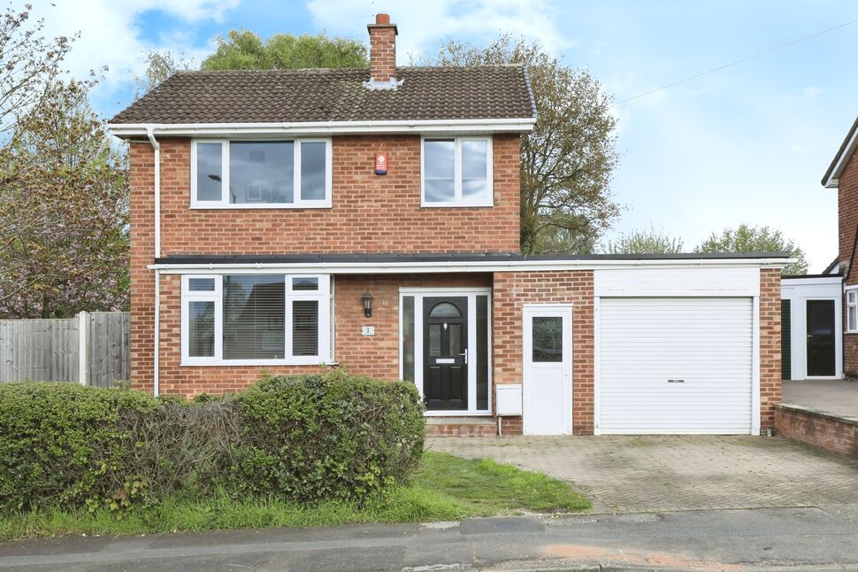 3 bedroom Detached House for sale, Gloucester Road, Worksop, S81 £250,000
