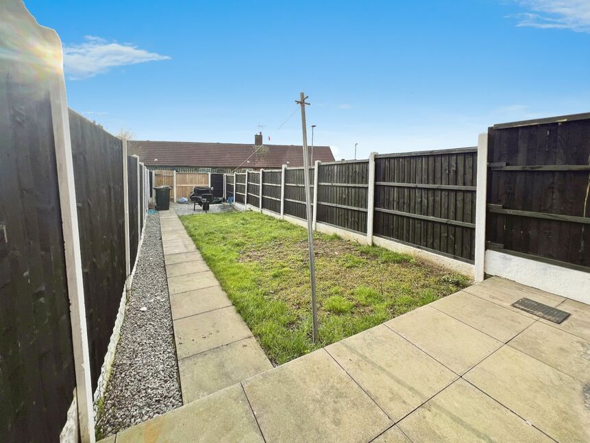 2 bedroom Mid Terrace House for sale, Doe Quarry Lane, Dinnington, S25 £115,000