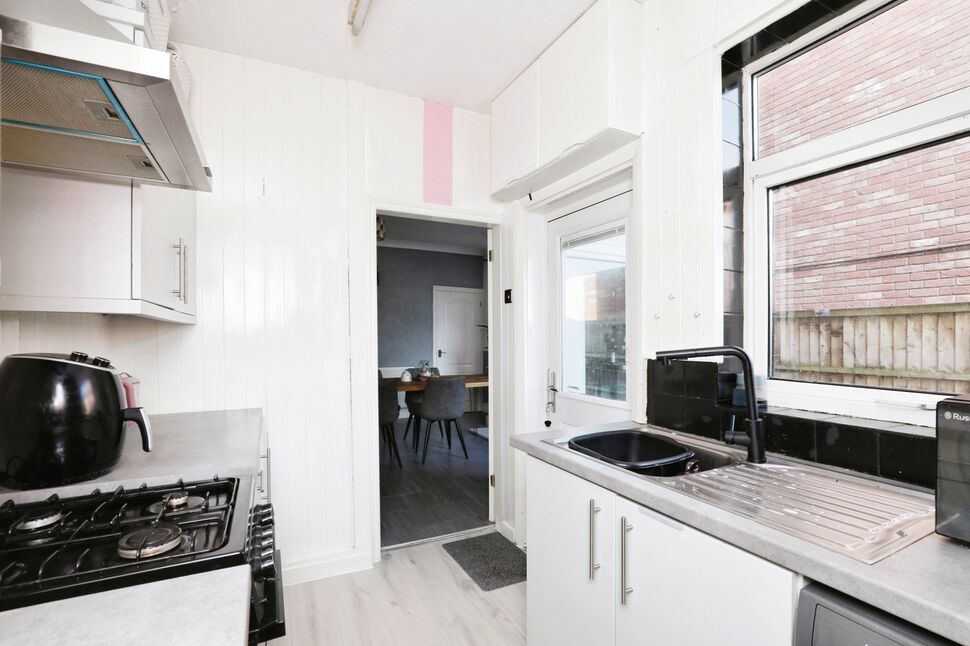 2 bedroom End Terrace House for sale, Church Lane, Dinnington, S25 £