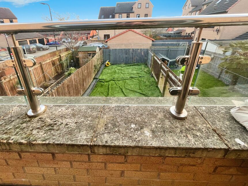 5 bedroom Mid Terrace House for sale, Ascot Drive, Laughton Common, S25