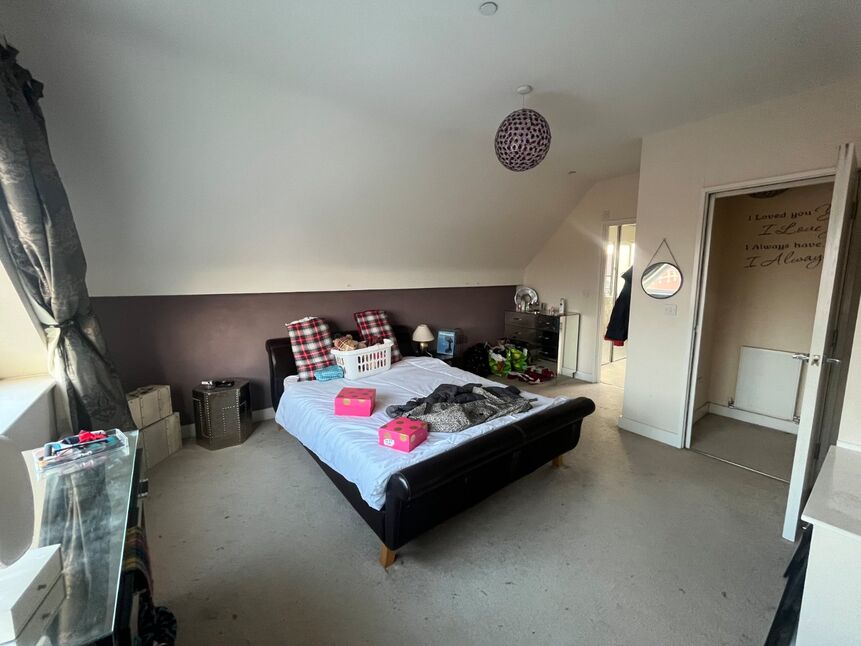 5 bedroom Mid Terrace House for sale, Ascot Drive, Laughton Common, S25