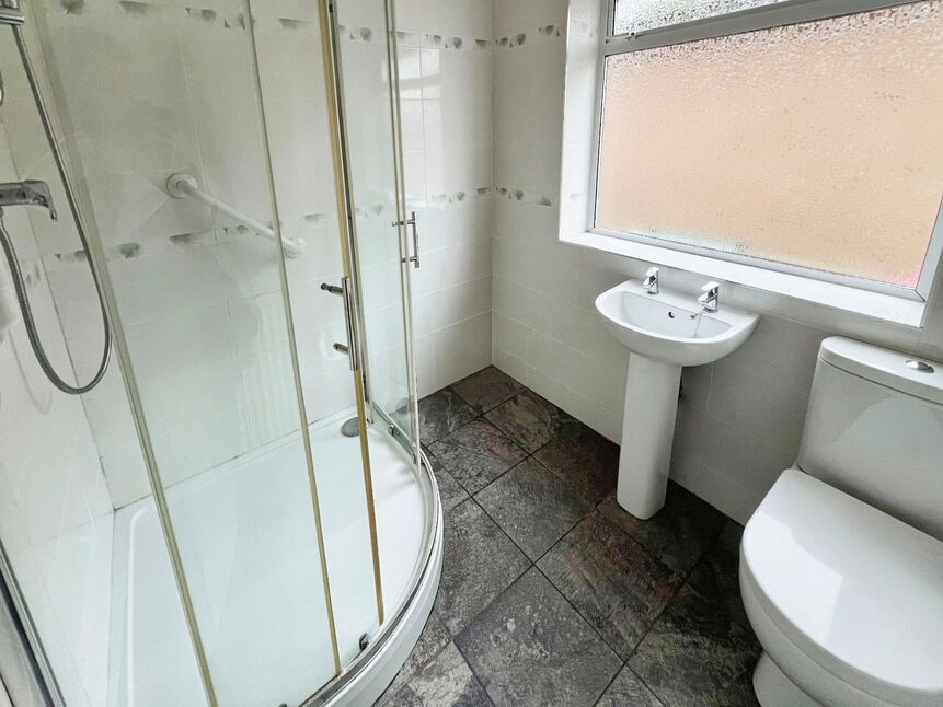 2 bedroom Detached Bungalow to rent, The Oval, North Anston, S25 £750 pcm