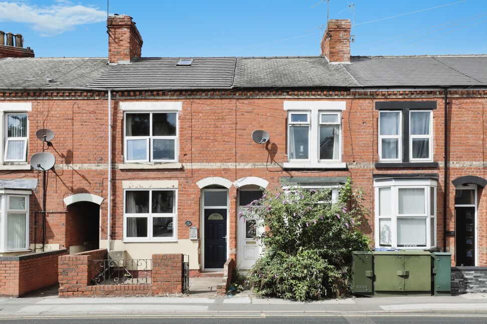 Main image of 2 bedroom Mid Terrace House for sale, Newcastle Avenue, Worksop, Nottinghamshire, S80