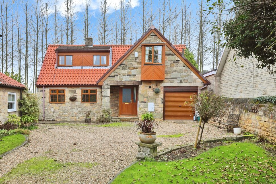 Main image of 3 bedroom Detached House for sale, Main Street, North Anston, South Yorkshire, S25