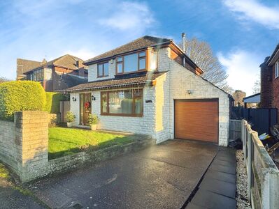 Falcon Way, 3 bedroom Detached House for sale, £340,000